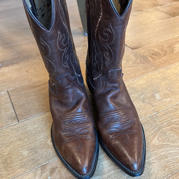 Cowboy boots - Picture 7 of 7